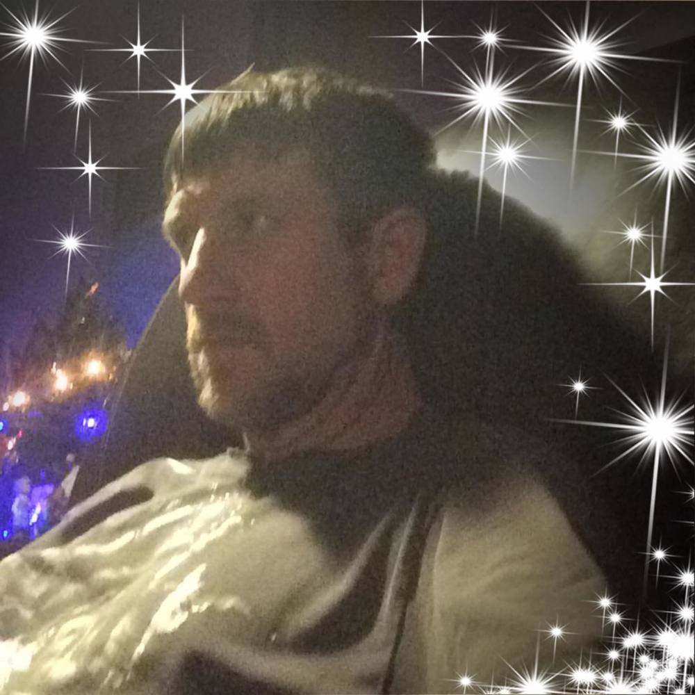 Meet your Posher, Adam